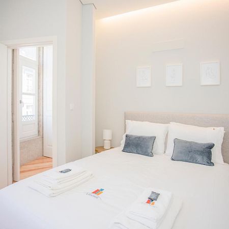 Liiiving in Porto - Aliados Stone Apartment Esterno foto