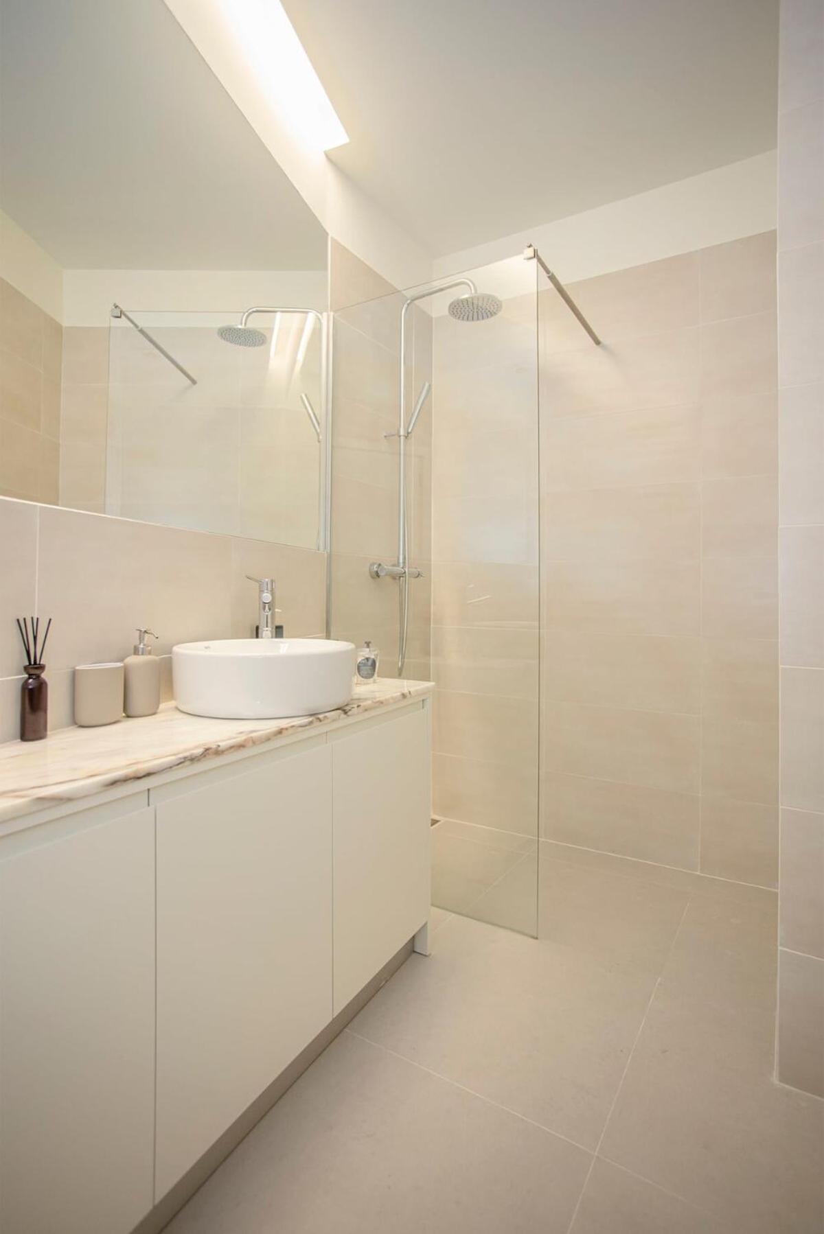 Liiiving in Porto - Aliados Stone Apartment Esterno foto
