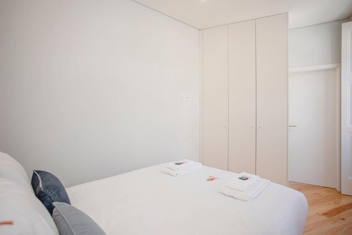 Liiiving in Porto - Aliados Stone Apartment Esterno foto