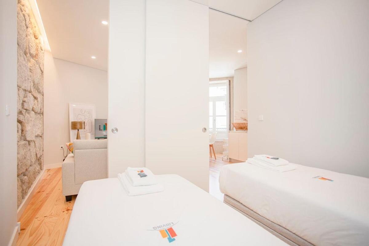 Liiiving in Porto - Aliados Stone Apartment Esterno foto