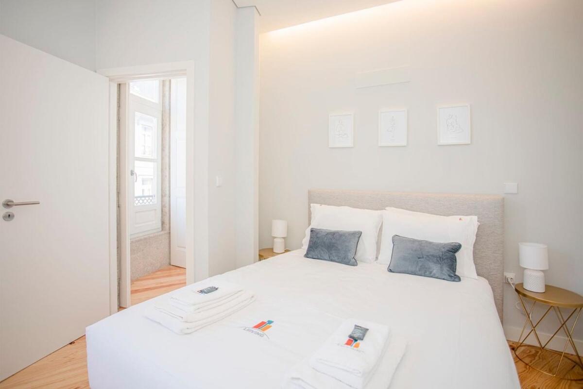Liiiving in Porto - Aliados Stone Apartment Esterno foto